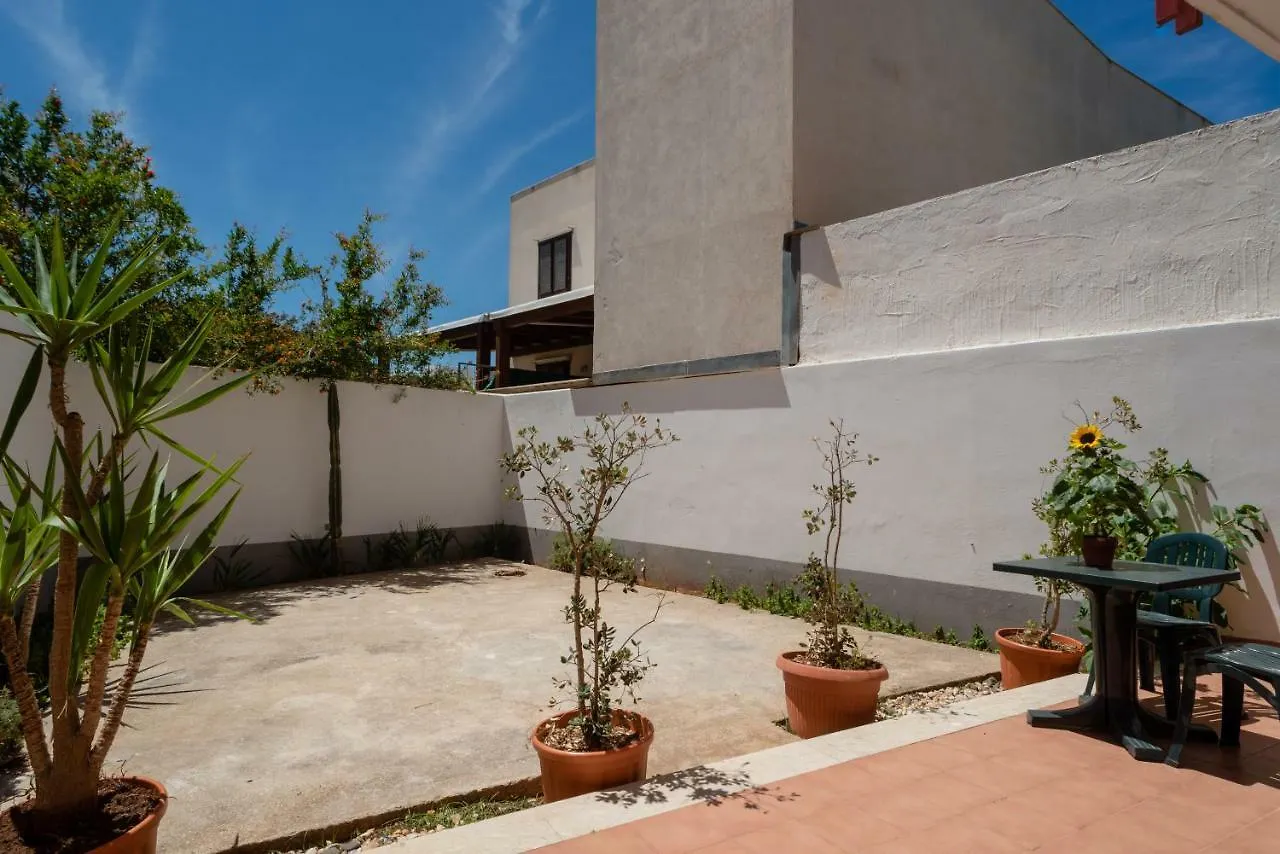 Residence Marinella San Vito Lo Capo 0*,