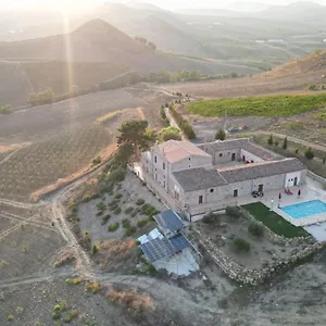  Alloggio per agriturismo Masseria Baglio Perciata